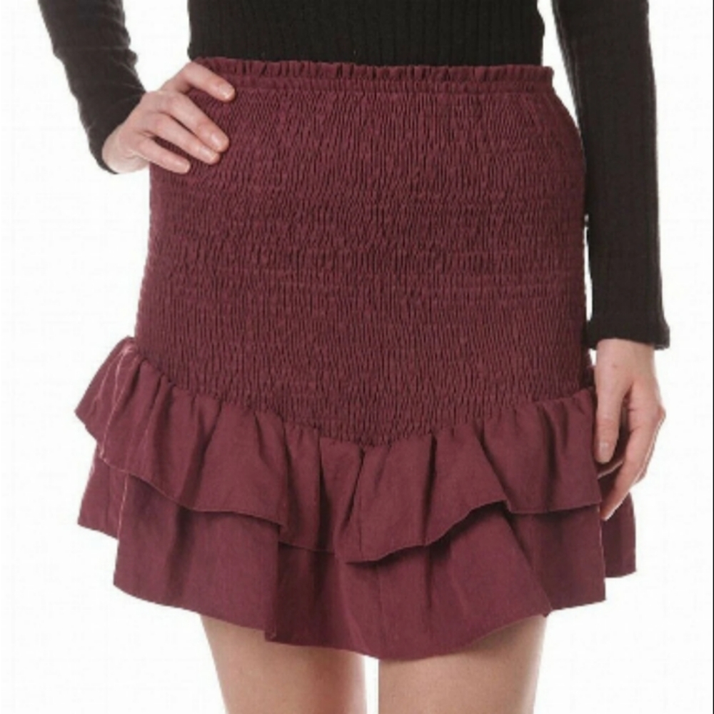 {Sadie & Sage} NEW Hampstead Smocked Skirt